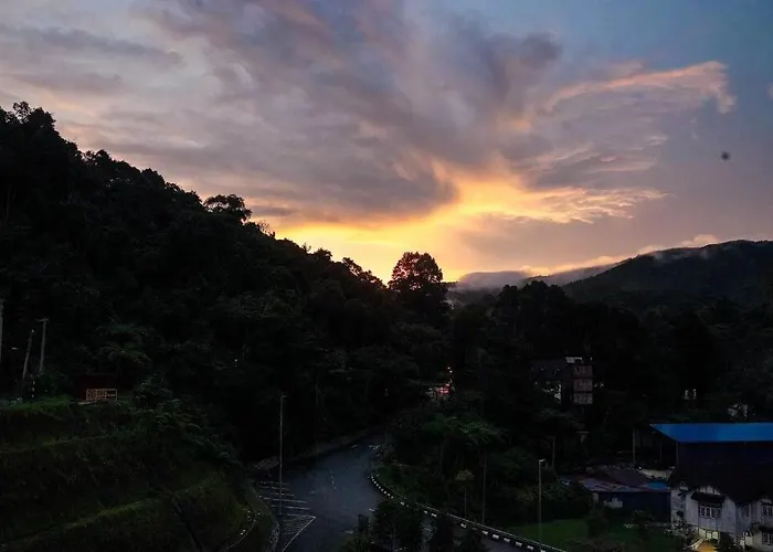 Cozy Homestay At Tanah Rata - Moonshot Highlanders